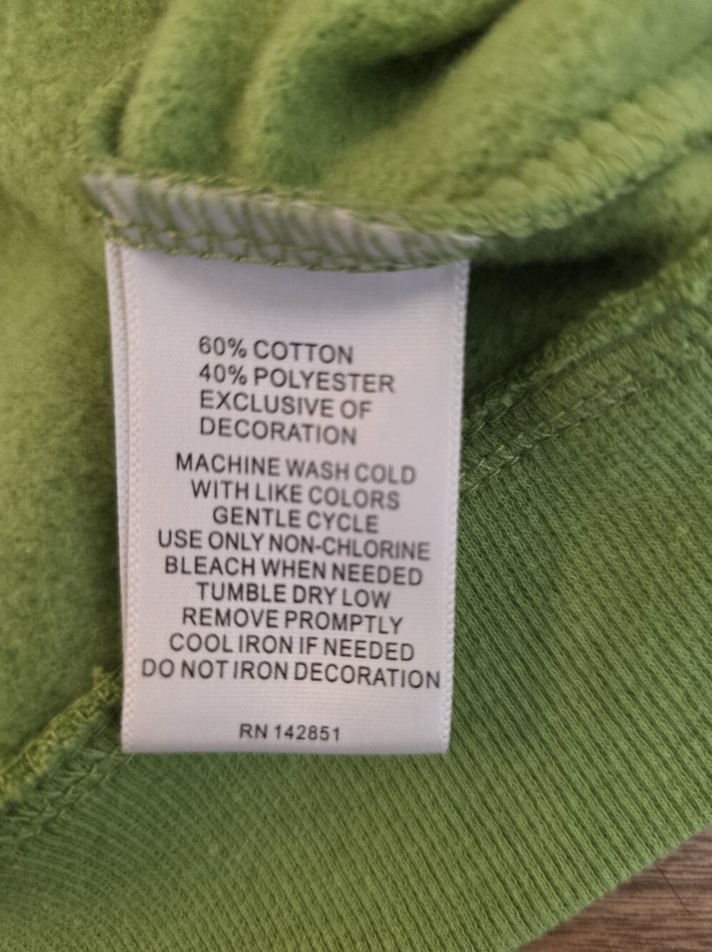 Rebecca Malone Women’s Medium Green Embroidered Leaf Button Front Cardigan Fall - Picture 8 of 11